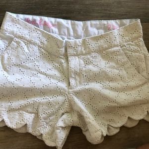 Lilly Pulitzer Shorts - Lilly Pulitzer Buttercup shorts size 2 eyelet Lilly Pulitzer Shorts - Lilly Pulitzer Buttercup shorts size 2 eyelet